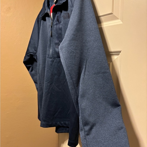 The North Face Men's Canyonlands half zip jacket/sweater, size Medium - Picture 3 of 6